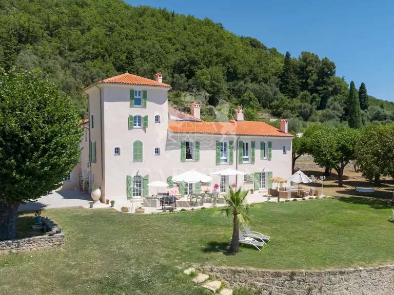 Maison Grasse - 12 chambres - 665m²