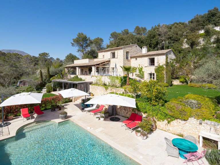 Maison La Colle-sur-Loup - 6 chambres - 364m²
