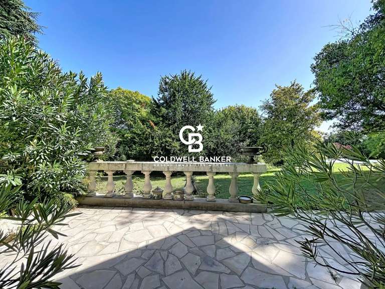 House Saintes - 5 bedrooms - 256m²