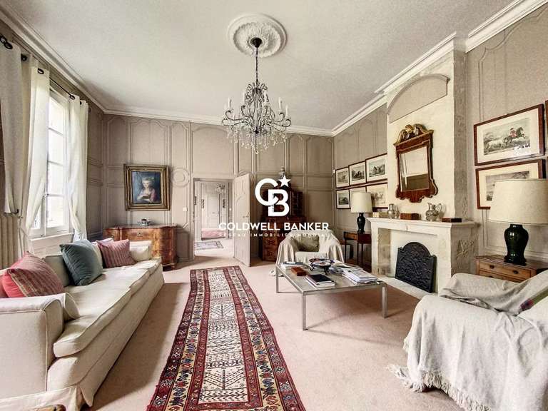 Maison Saintes - 4 chambres - 450m²