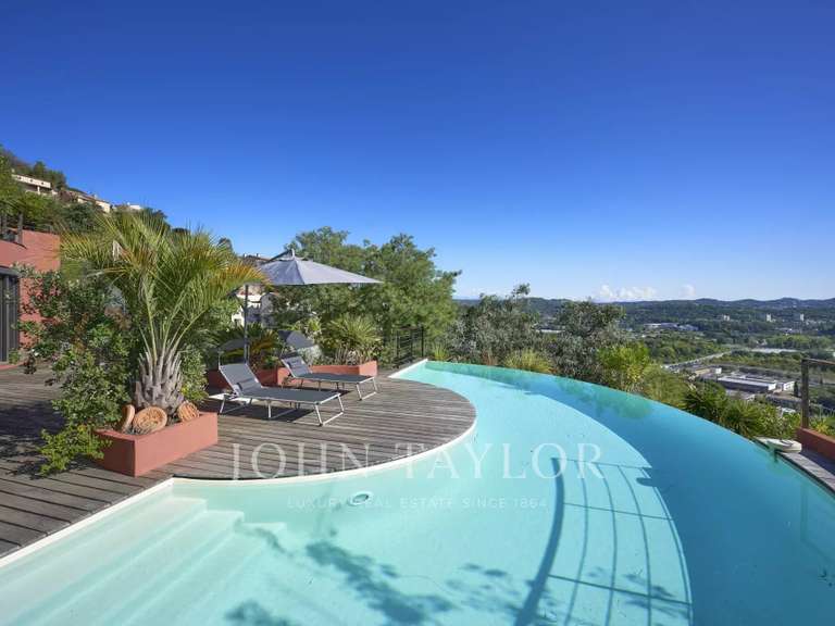 House Mandelieu-la-Napoule - 5 bedrooms - 302m²