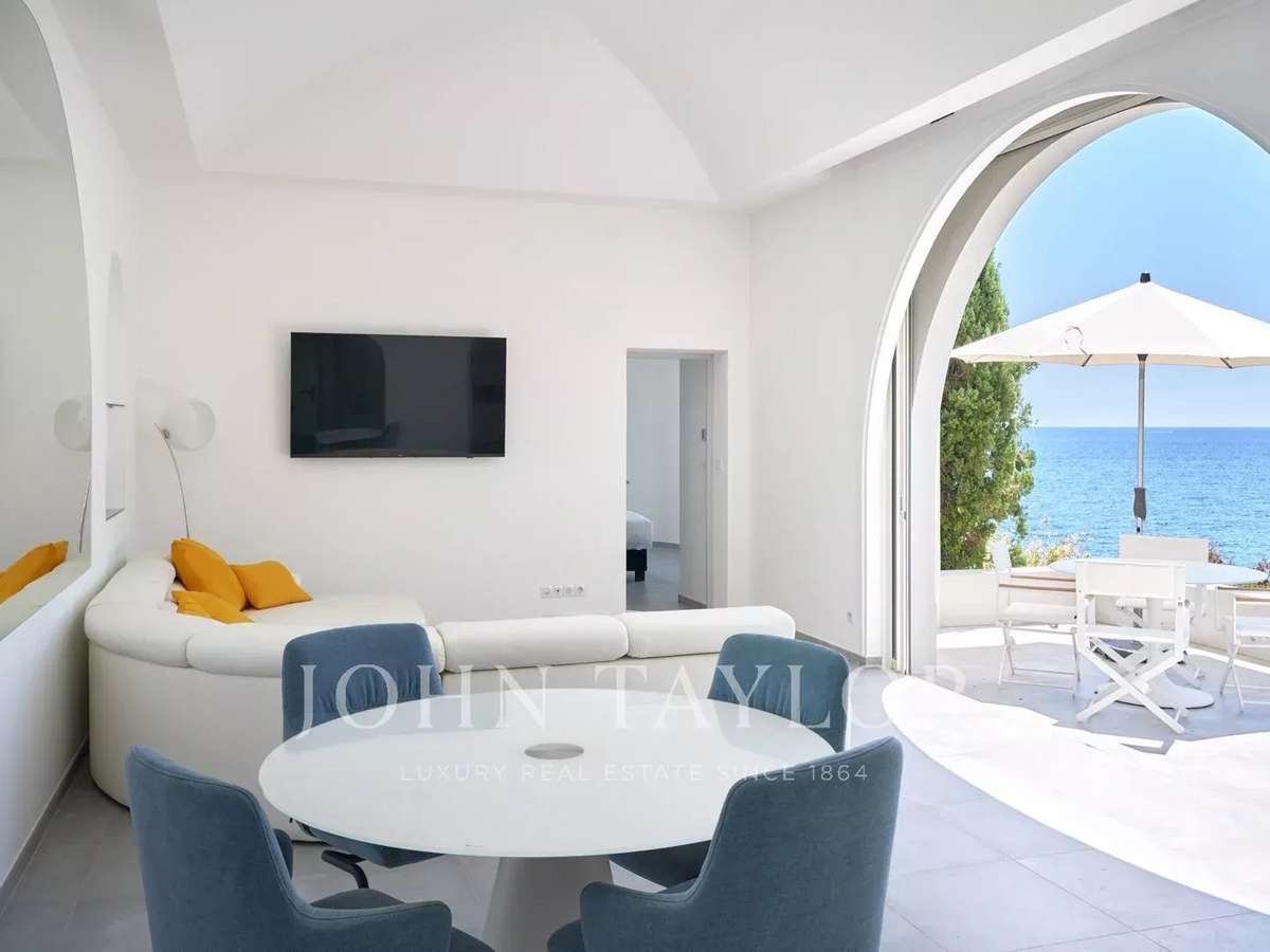 Maison Agay