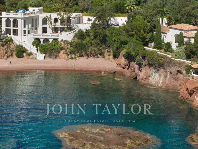 Maison Agay - 5 chambres - 400m²