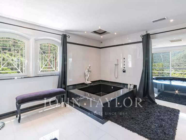 Maison Les Adrets-de-l'Estérel - 5 chambres - 455m²