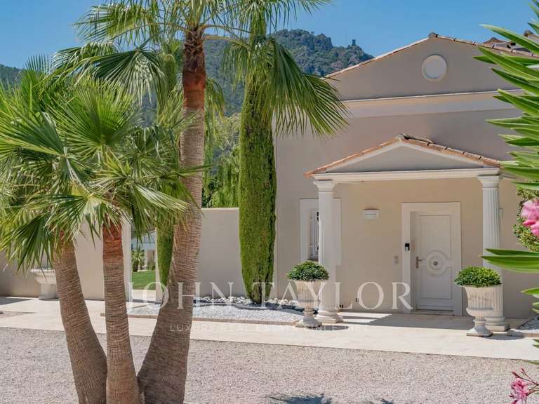 Maison Les Adrets-de-l'Estérel - 5 chambres - 455m²