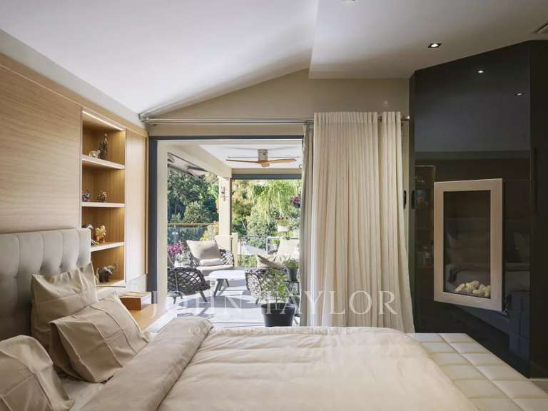 Maison Vallauris - 5 chambres - 250m²