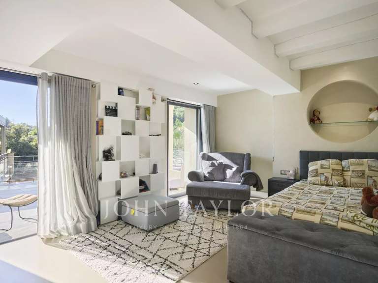 Maison Vallauris - 5 chambres - 250m²