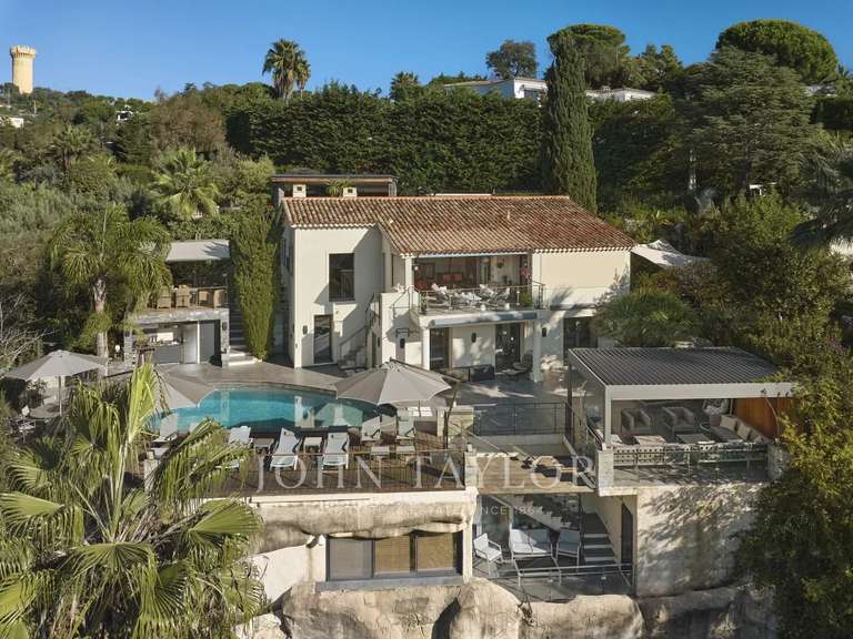 Maison Vallauris - 5 chambres - 250m²