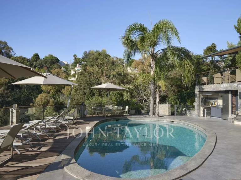 Maison Vallauris - 5 chambres - 250m²