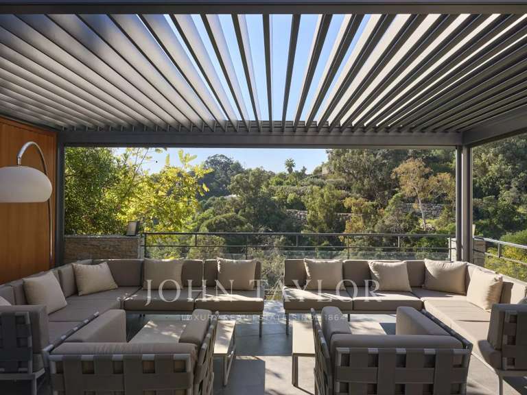 Maison Vallauris - 5 chambres - 250m²