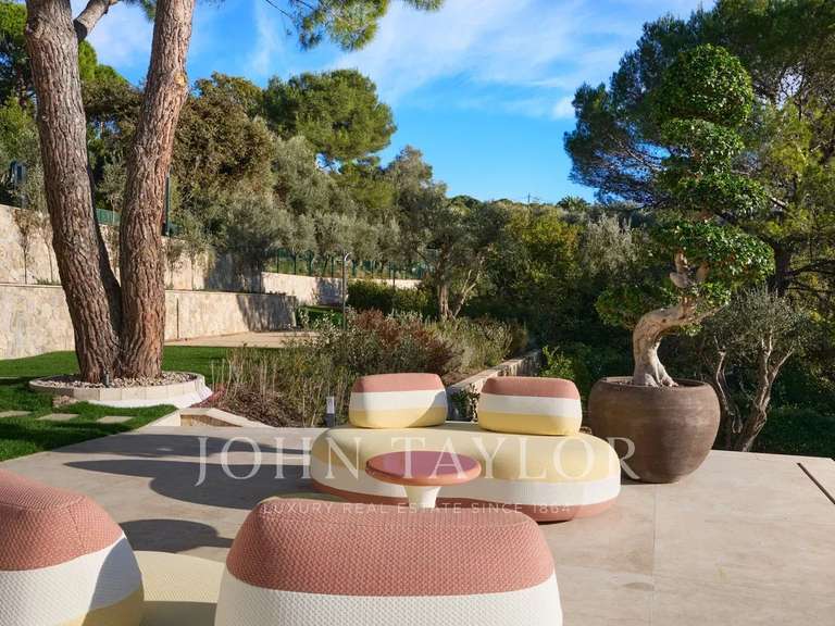Maison Cannes - 5 chambres - 293m²