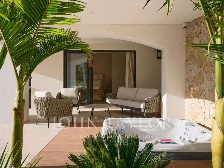 Maison Cannes - 5 chambres - 293m²