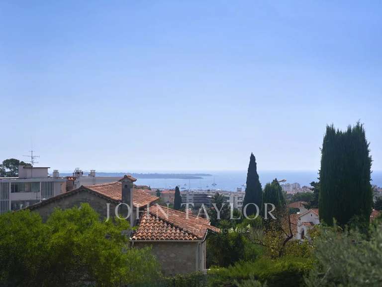 Maison Cannes - 5 chambres - 176m²