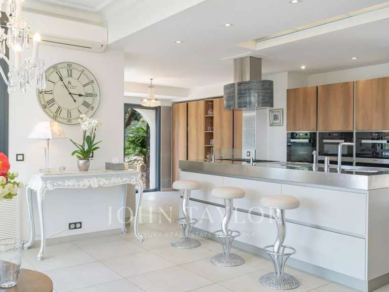 Maison Cannes - 5 chambres - 413m²