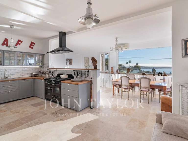 Maison avec Vue sur mer Le golfe-juan - 4 chambres - 177m²
