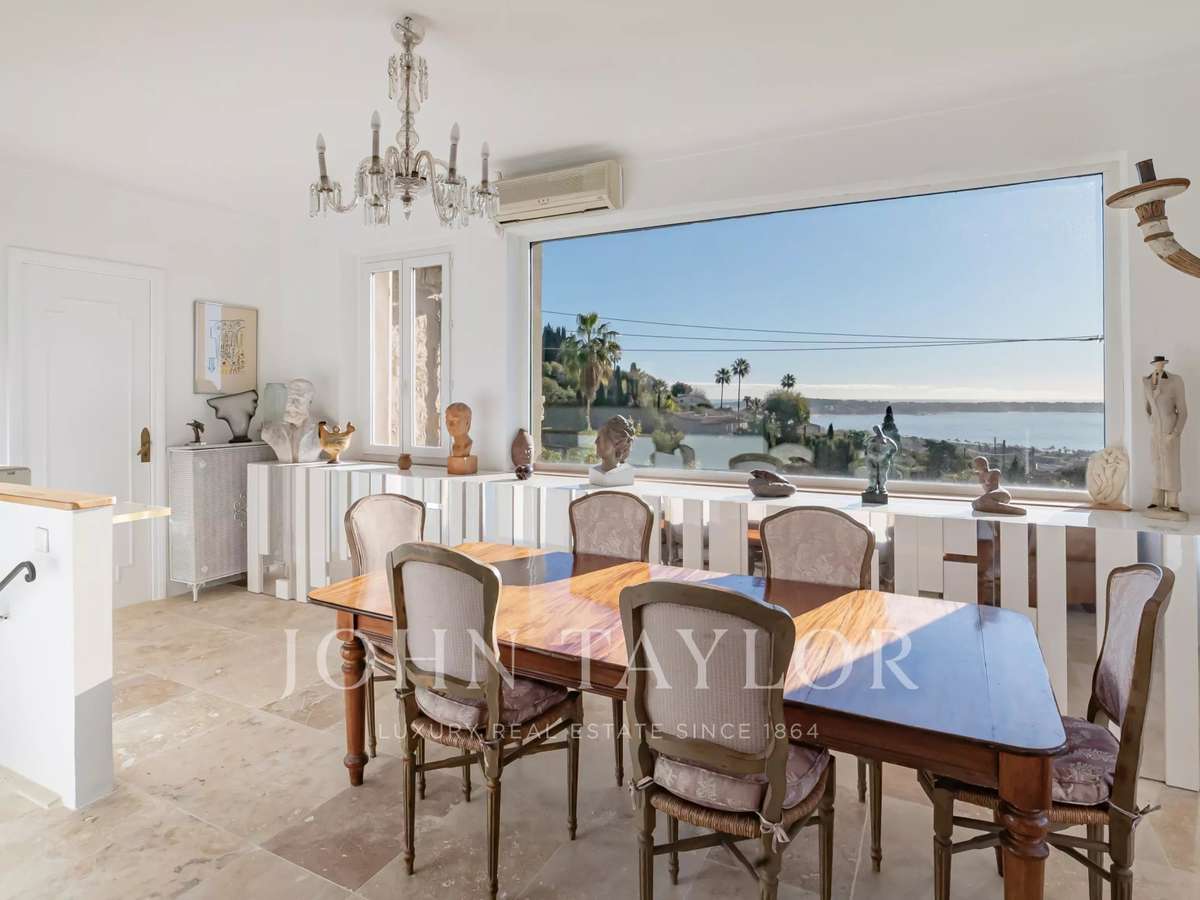 House le golfe-juan