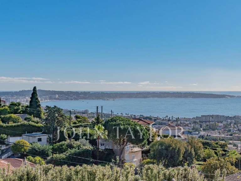 Maison avec Vue sur mer Le golfe-juan - 4 chambres - 177m²