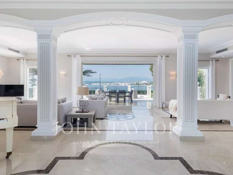 House with Sea view Cap-d-antibes - 10 bedrooms - 667m²