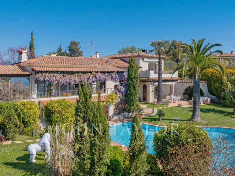 Maison Vallauris - 5 chambres - 250m²
