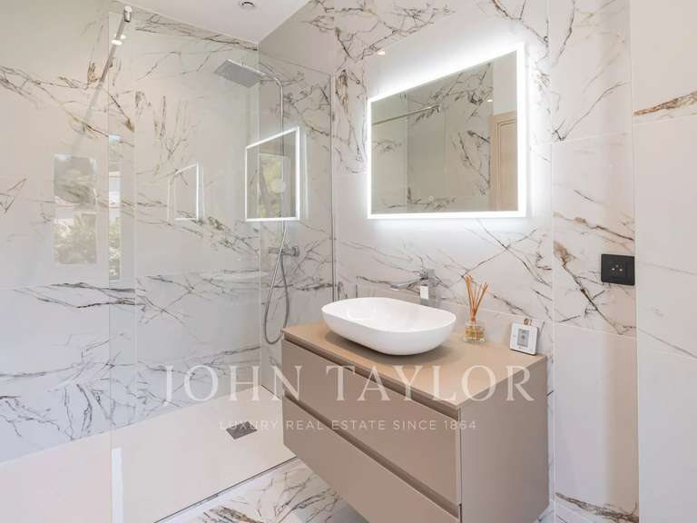 Maison Mougins - 5 chambres - 332m²