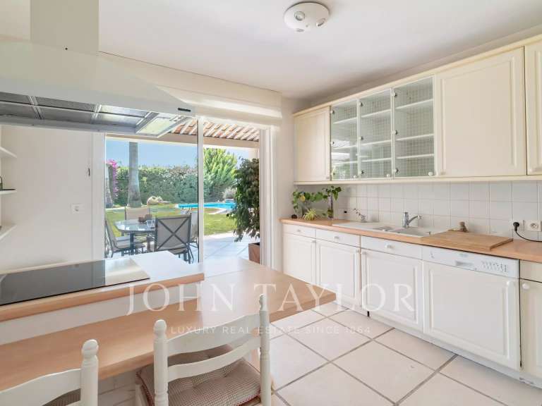 Maison Cannes - 4 chambres - 238m²