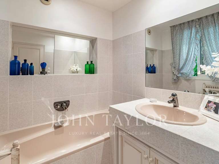 Maison Cannes - 4 chambres - 238m²