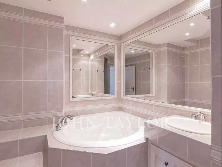 Maison Théoule-sur-Mer - 5 chambres - 373m²