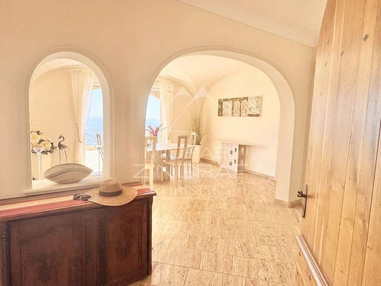 Maison Spéracèdes - 4 chambres - 220m²