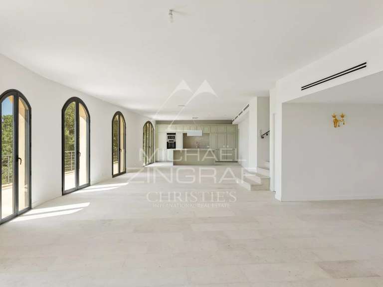 Maison Spéracèdes - 6 chambres - 294m²