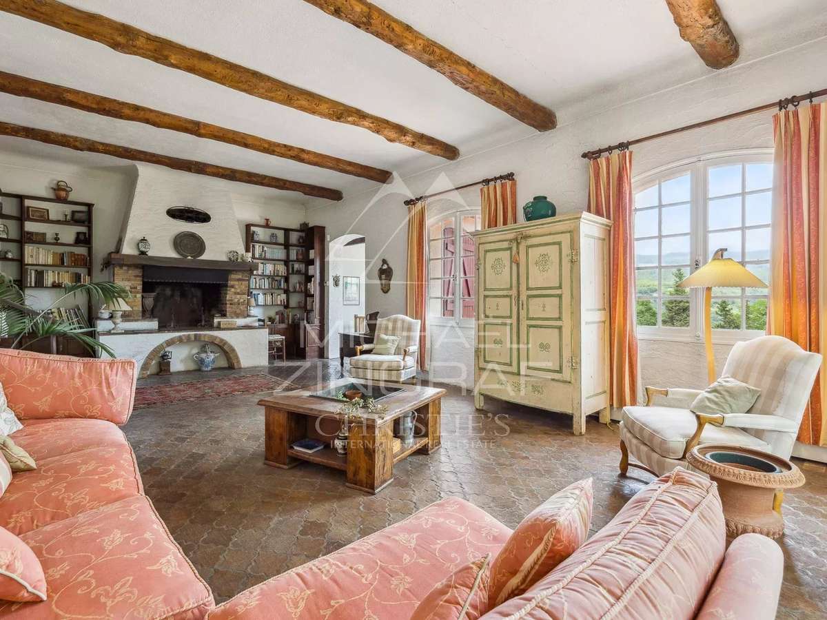 House Cabris
