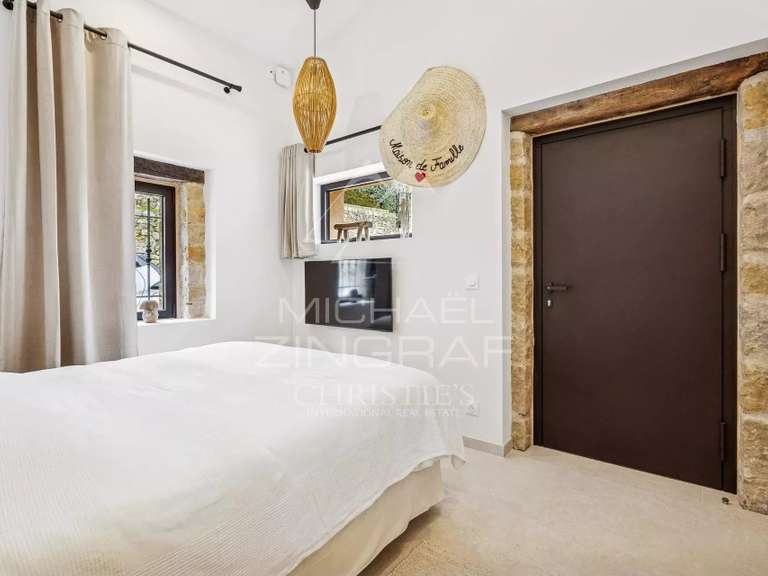 Maison Spéracèdes - 6 chambres - 200m²