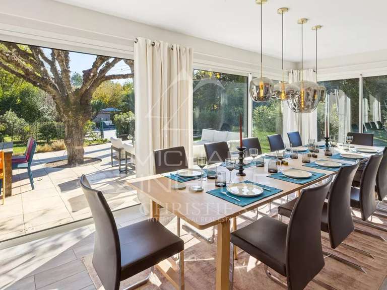 House Peymeinade - 8 bedrooms - 249m²