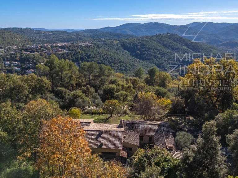 House Le Tignet - 4 bedrooms - 300m²