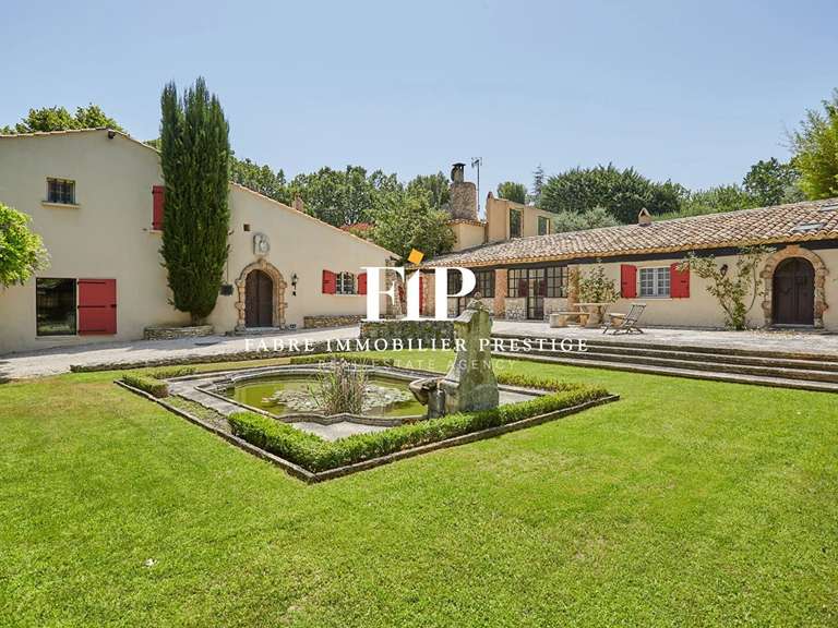 House Aix-en-Provence - 5 bedrooms - 270m²