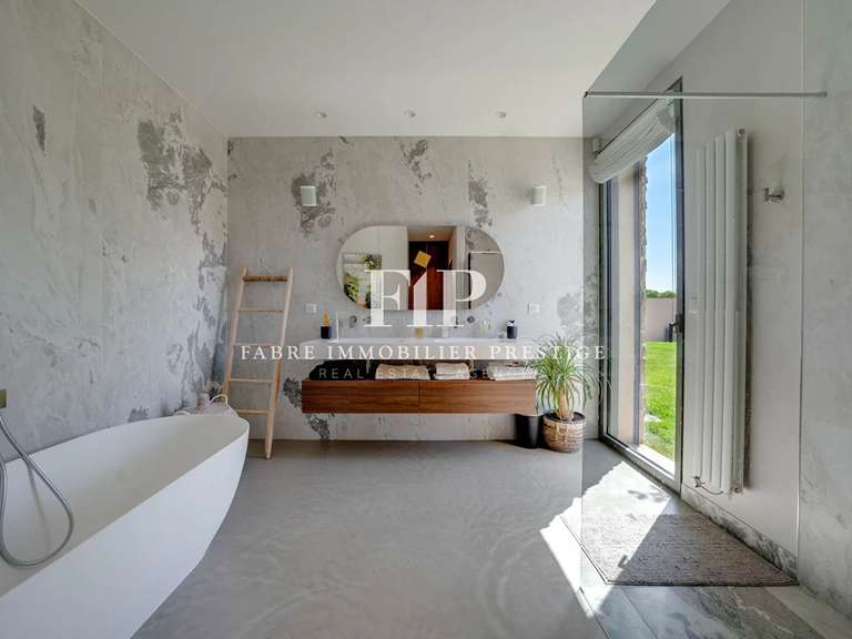 Maison Éguilles - 5 chambres - 230m²
