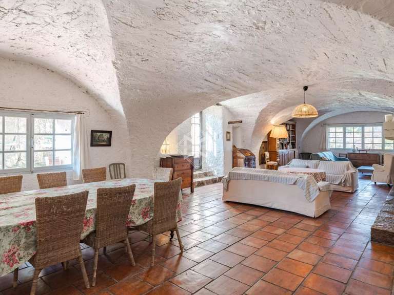 House Tourrettes - 4 bedrooms - 257m²