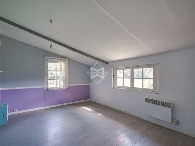 Maison Tourrettes - 4 chambres - 257m²