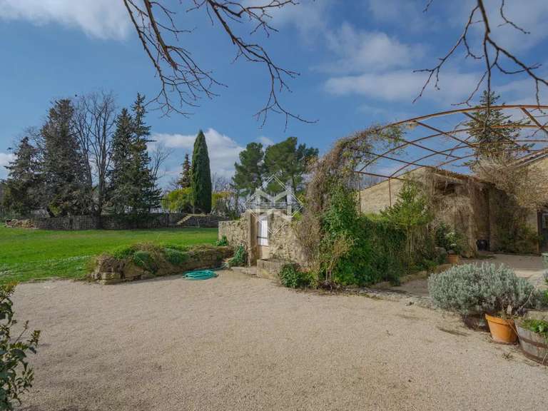 Maison Tourrettes - 4 chambres - 257m²
