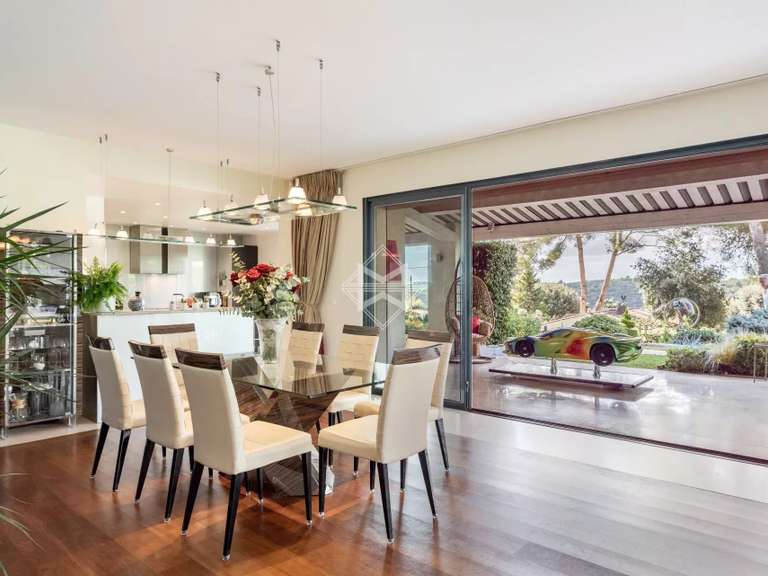 Maison Biot - 7 chambres - 390m²