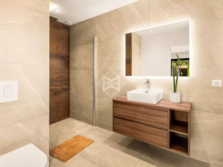 Maison Le Rouret - 4 chambres - 195m²