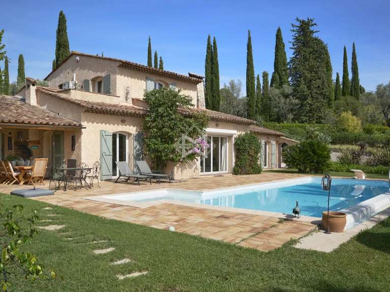 Maison Grasse - 4 chambres - 194m²