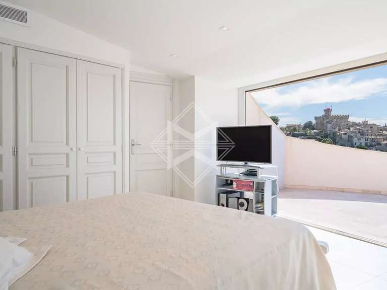 Maison Cagnes-sur-Mer - 8 chambres - 436m²