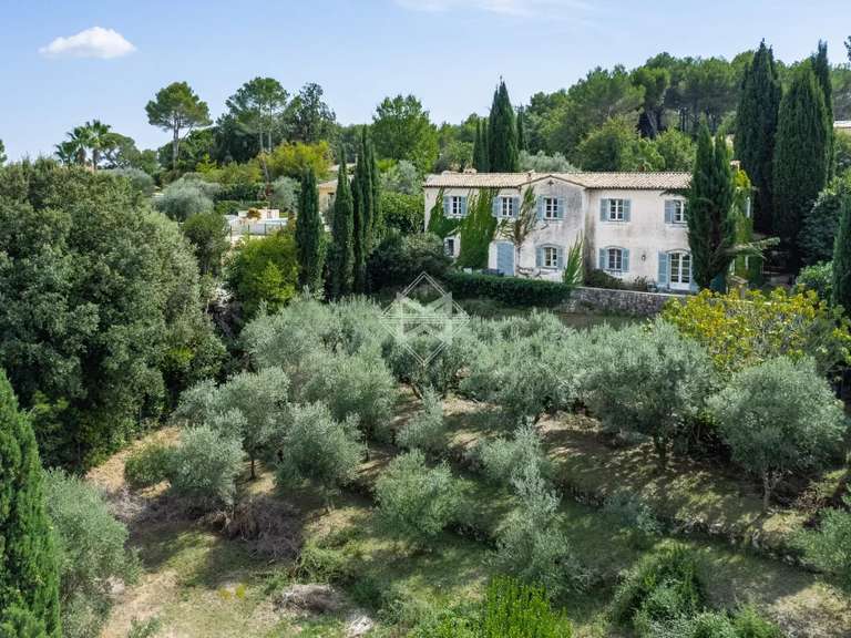 House Valbonne - 4 bedrooms - 280m²