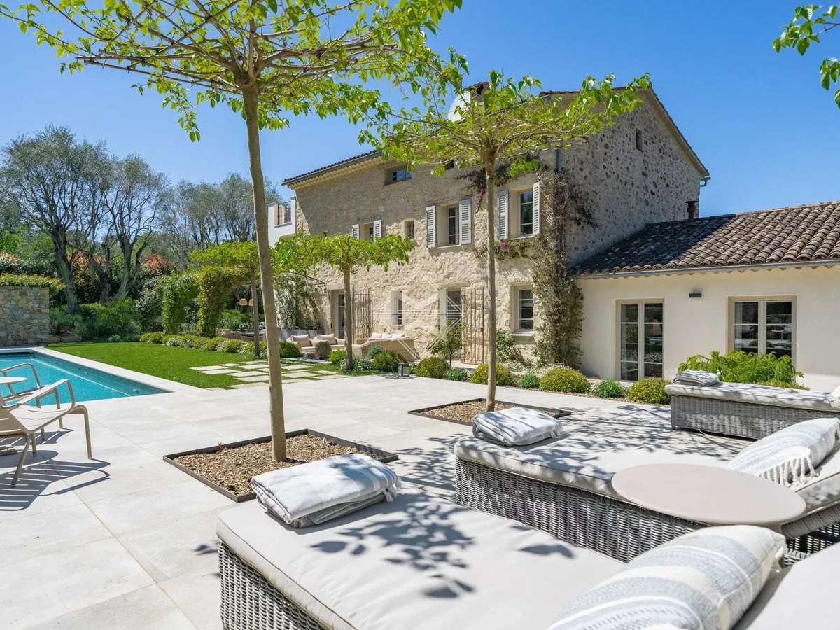 Maison Valbonne
