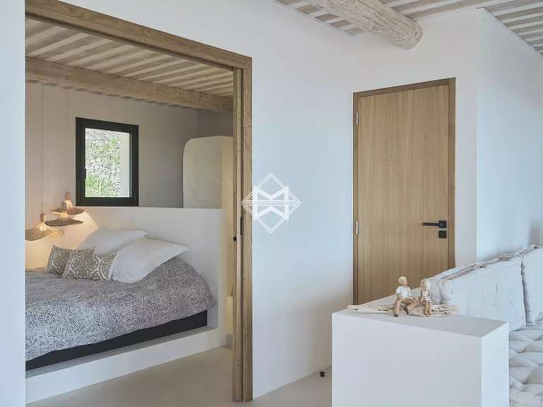 House Seillans - 4 bedrooms - 286m²