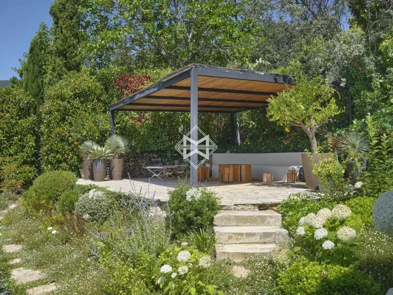 House Seillans - 4 bedrooms - 286m²
