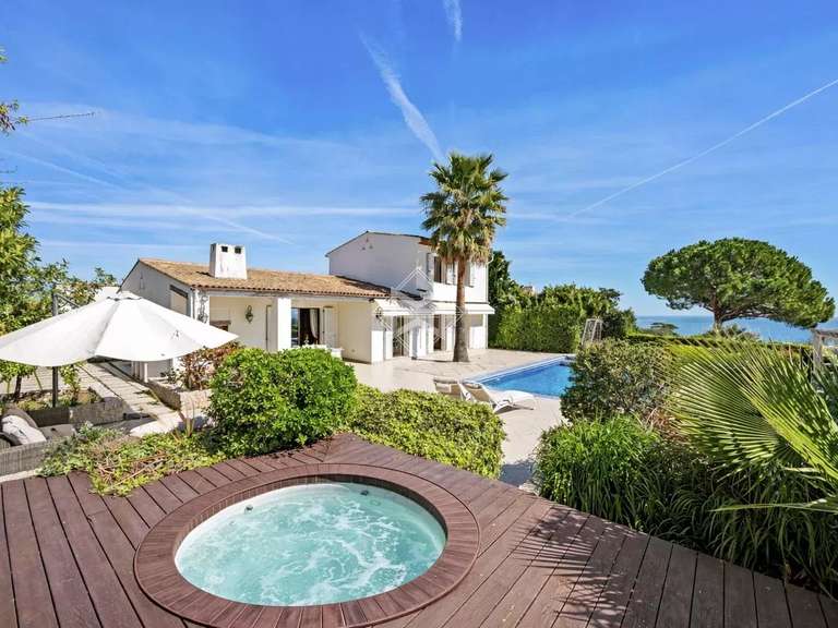 House with Sea view Villeneuve-Loubet - 4 bedrooms - 303m²