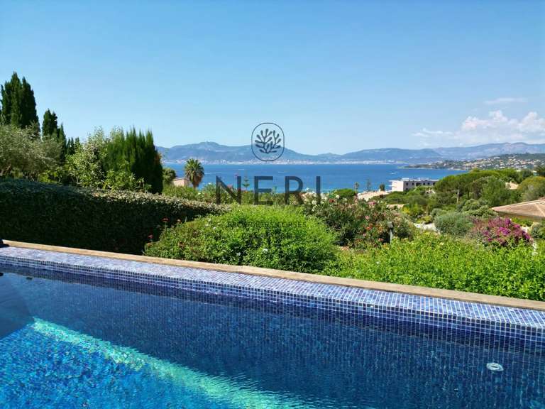 House Pietrosella - 4 bedrooms - 220m²