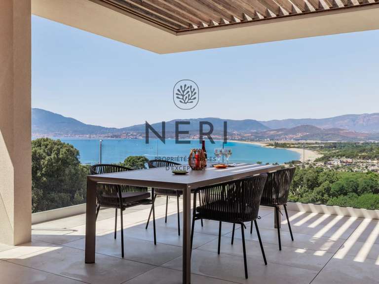 House Porticcio - 4 bedrooms - 203m²