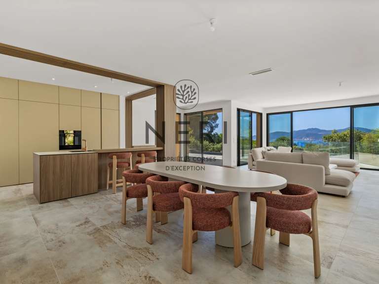 House Porticcio - 4 bedrooms - 206m²